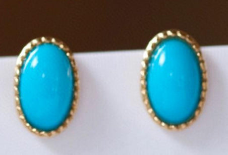 Beautiful Silver Earring with Unique Style