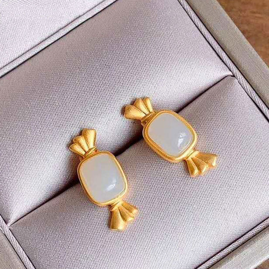 Beautiful Gold Earring with Unique Style