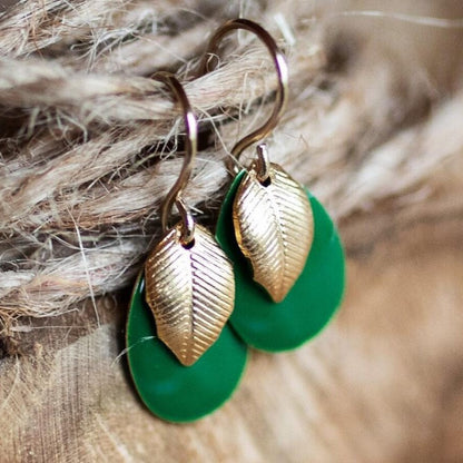 Charming Gold Earring for Any Occasion