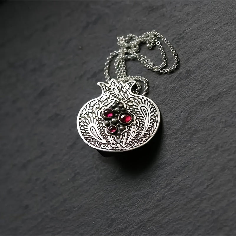 Romantic Necklace for Special Moments