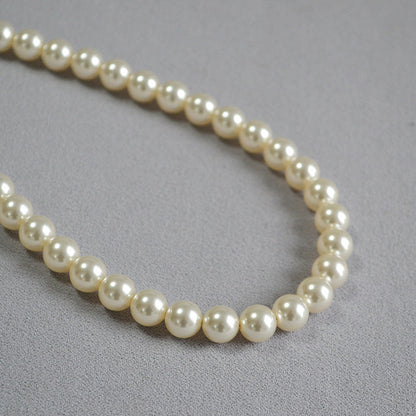 Classic Pearl Necklace with Timeless Appeal