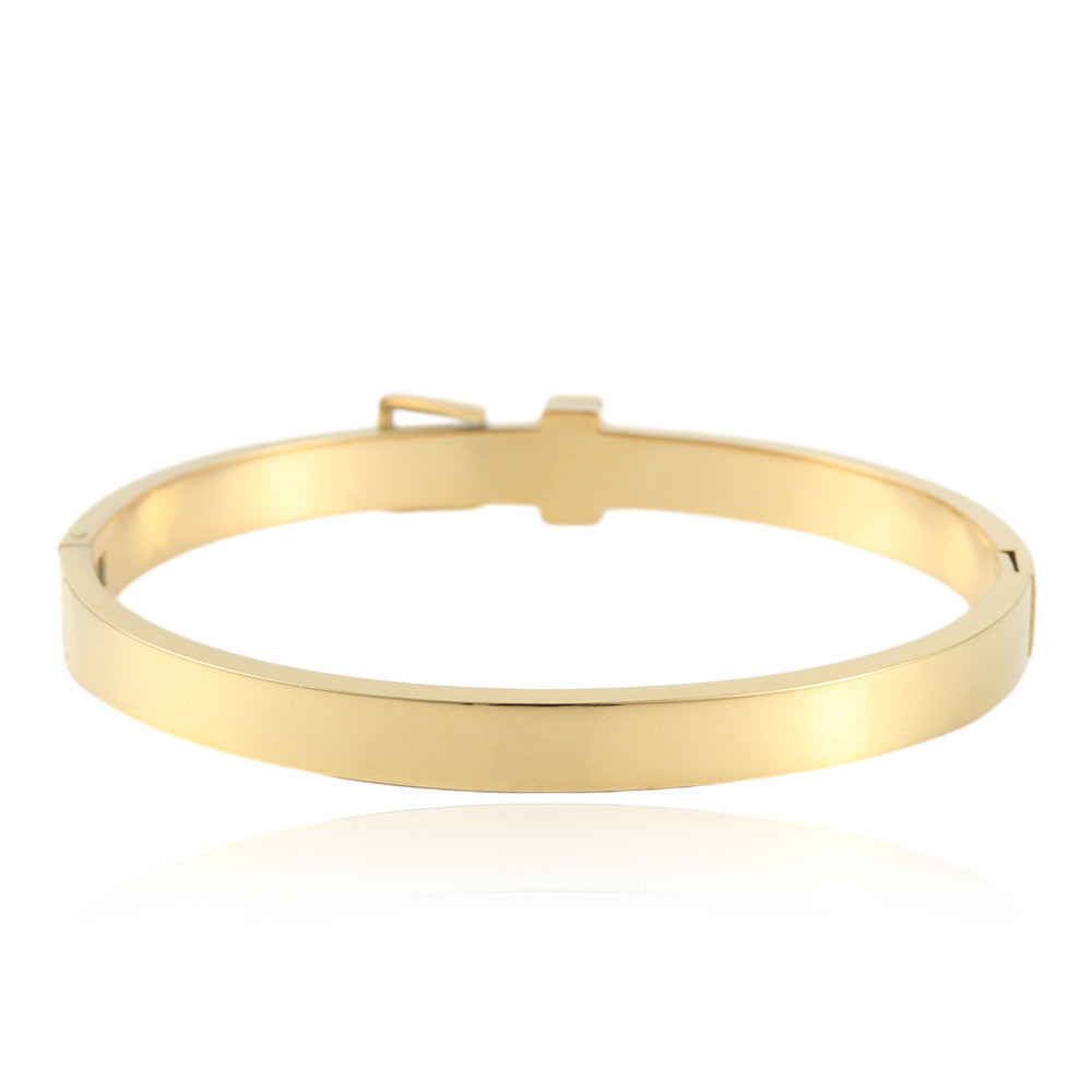 Beautiful Bracelet with Unique Style