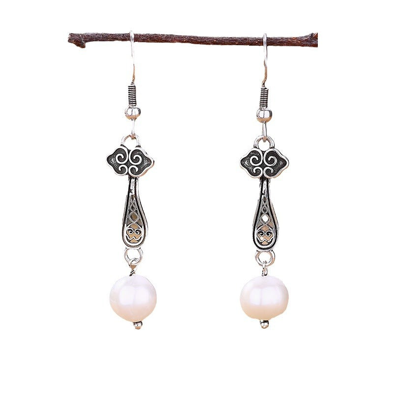 Vintage Handmade Silver Earring