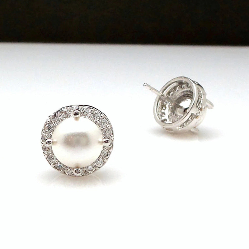 Stunning Pearl Earring for Daily Wear