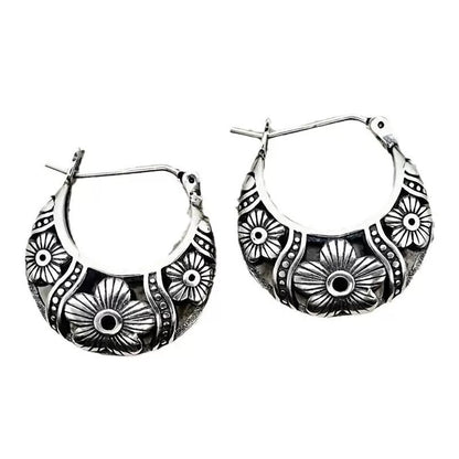 Classic Earring with Timeless Appeal