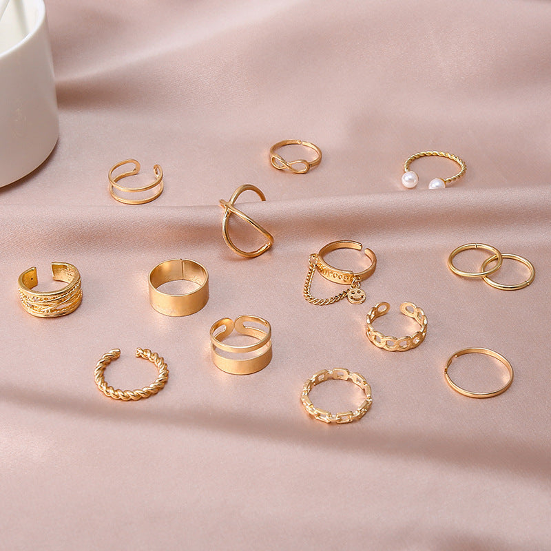 Beautiful Pearl Set with Unique Style