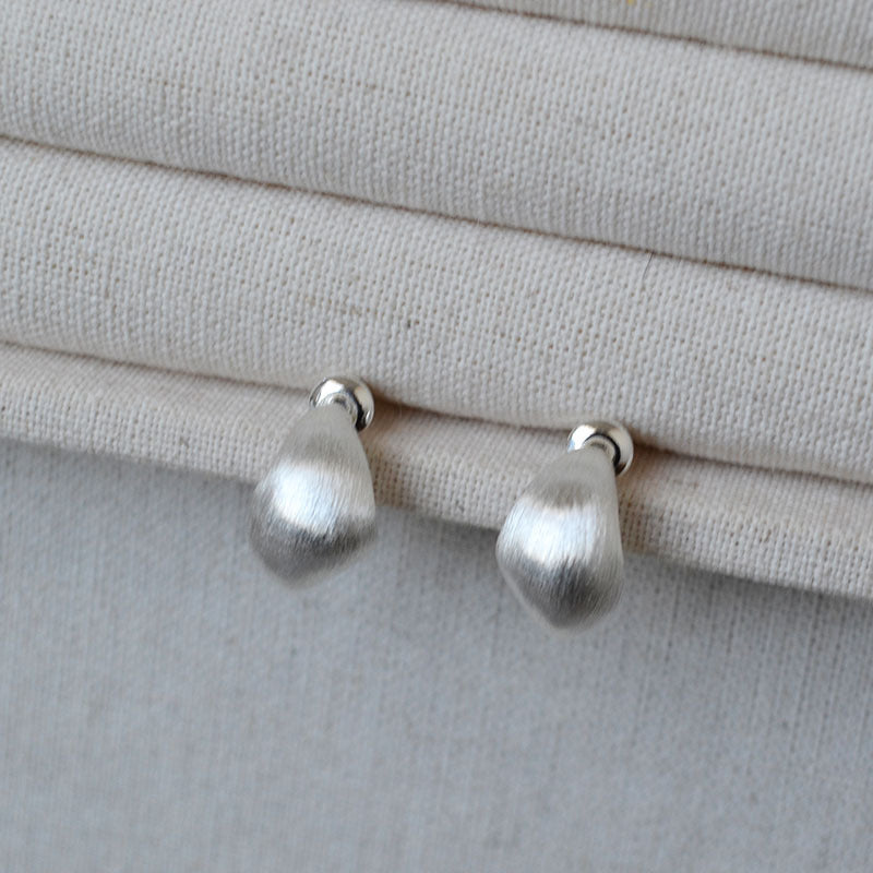Beautiful Silver Earring with Unique Style