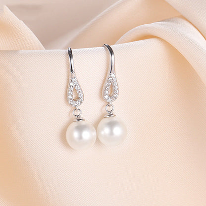 Delicate Artisan Pearl Earring