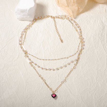 Beautiful Pearl Necklace with Unique Style