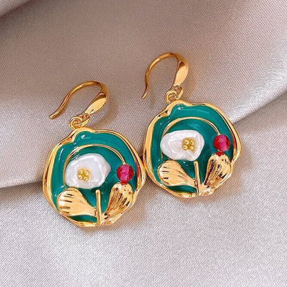 Stunning Pearl Earring for Daily Wear