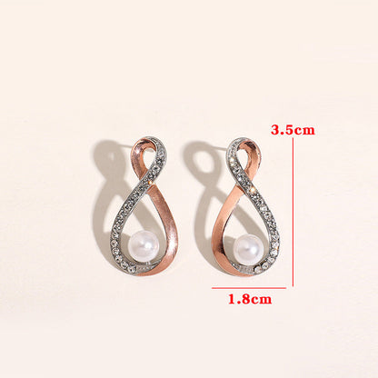 Beautiful Pearl Earring with Unique Style