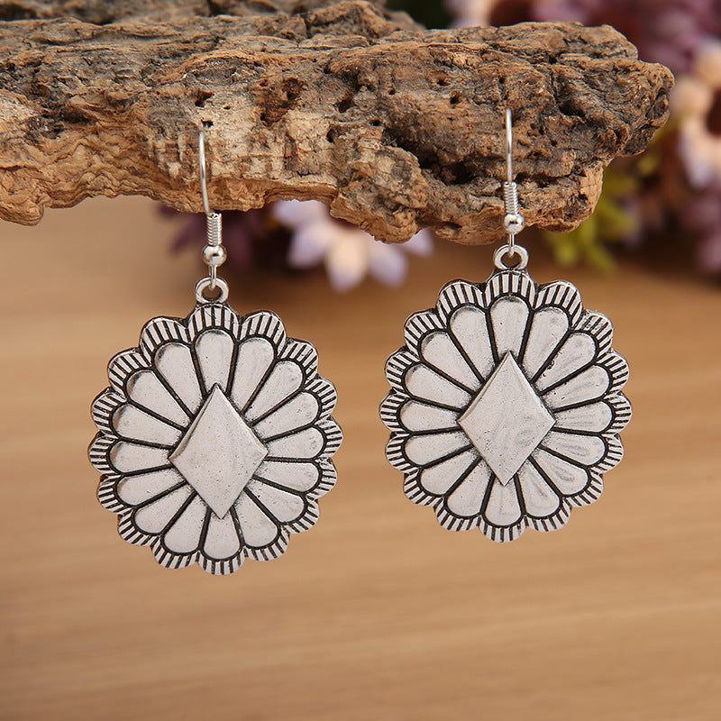 Classic Earring with Timeless Appeal