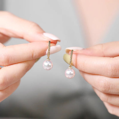 Classic Pearl Earring with Timeless Appeal