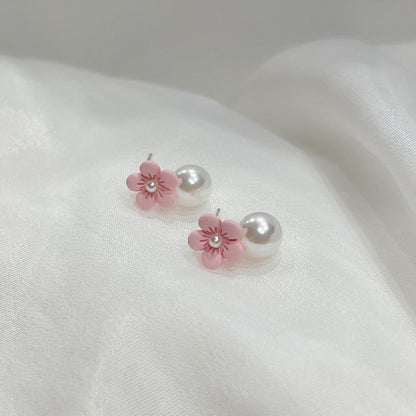 Charming Pearl Earring for Any Occasion