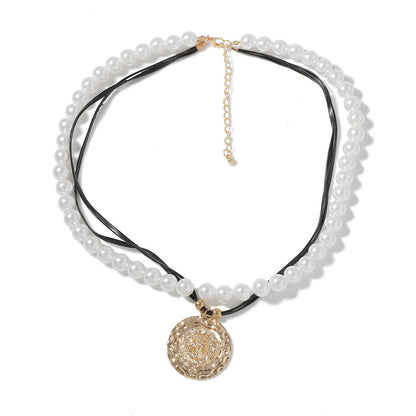 Beautiful Pearl Necklace with Unique Style