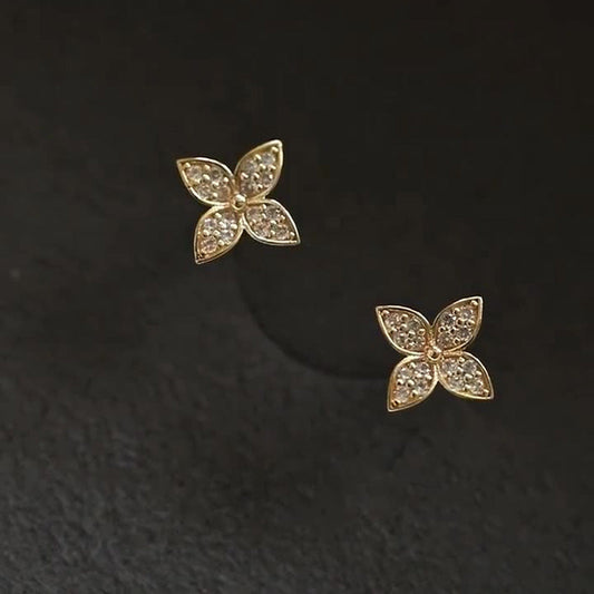 Stunning Earring for Daily Wear