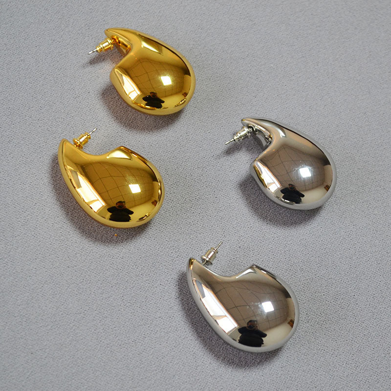 Beautiful Gold Earring with Unique Style