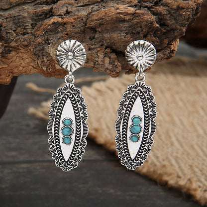 Charming Earring for Any Occasion