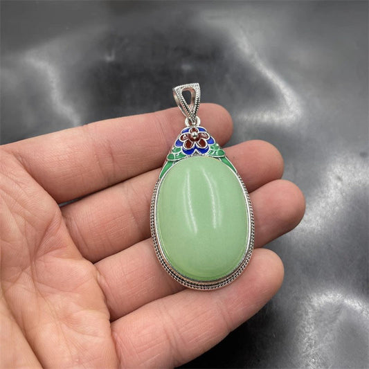 Stunning Silver Necklace for Daily Wear