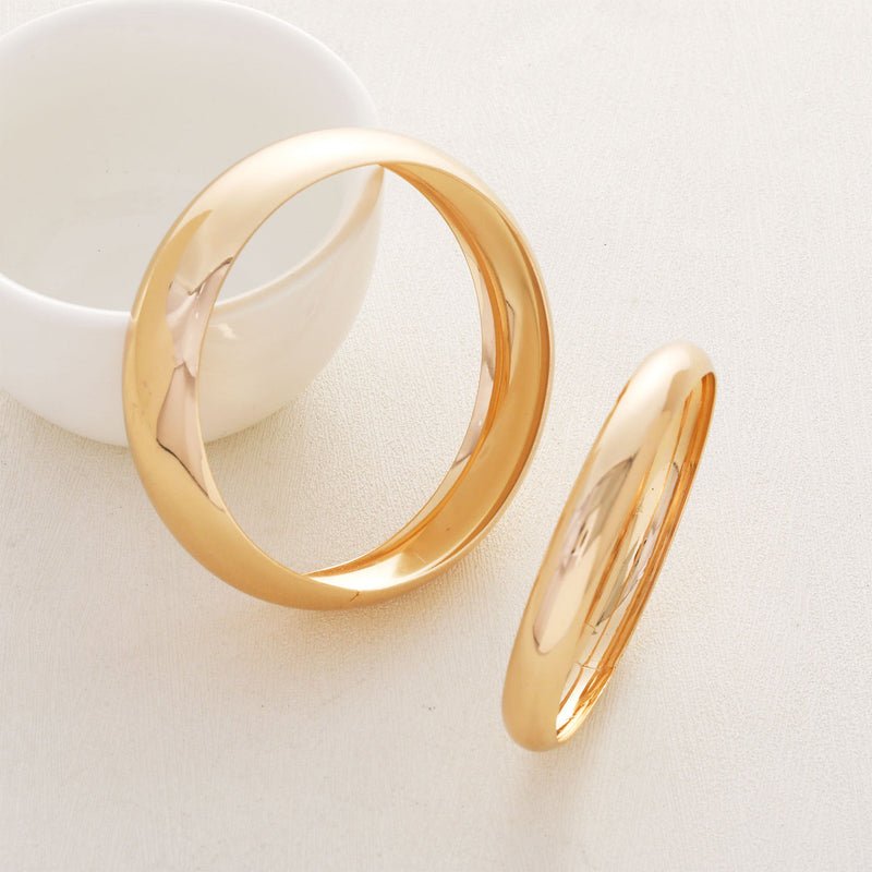 Classic Gold Bracelet with Timeless Appeal