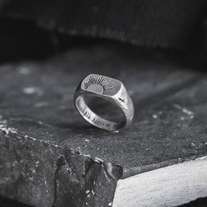 Stunning Silver Ring for Daily Wear