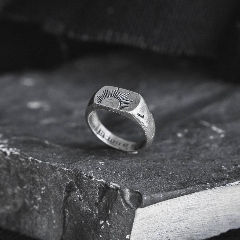 Stunning Silver Ring for Daily Wear