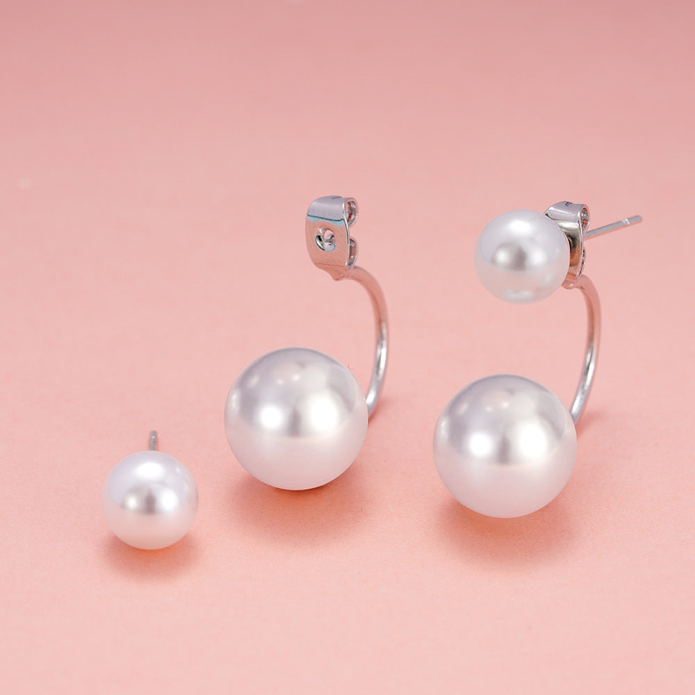 Beautiful Pearl Earring with Unique Style