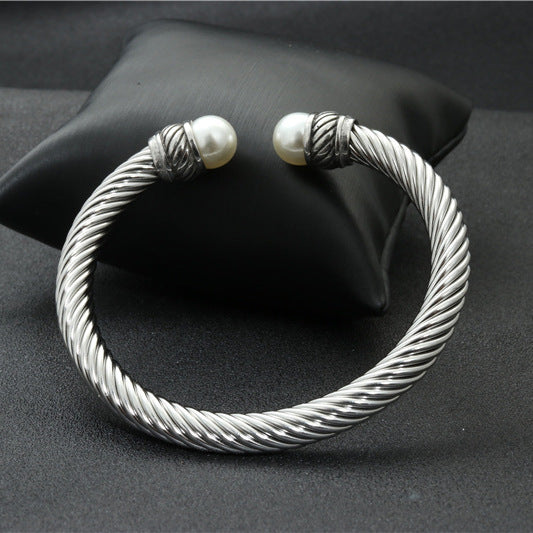 Beautiful Bracelet with Unique Style