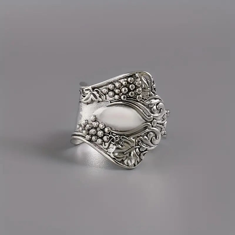 Classic Ring with Timeless Appeal