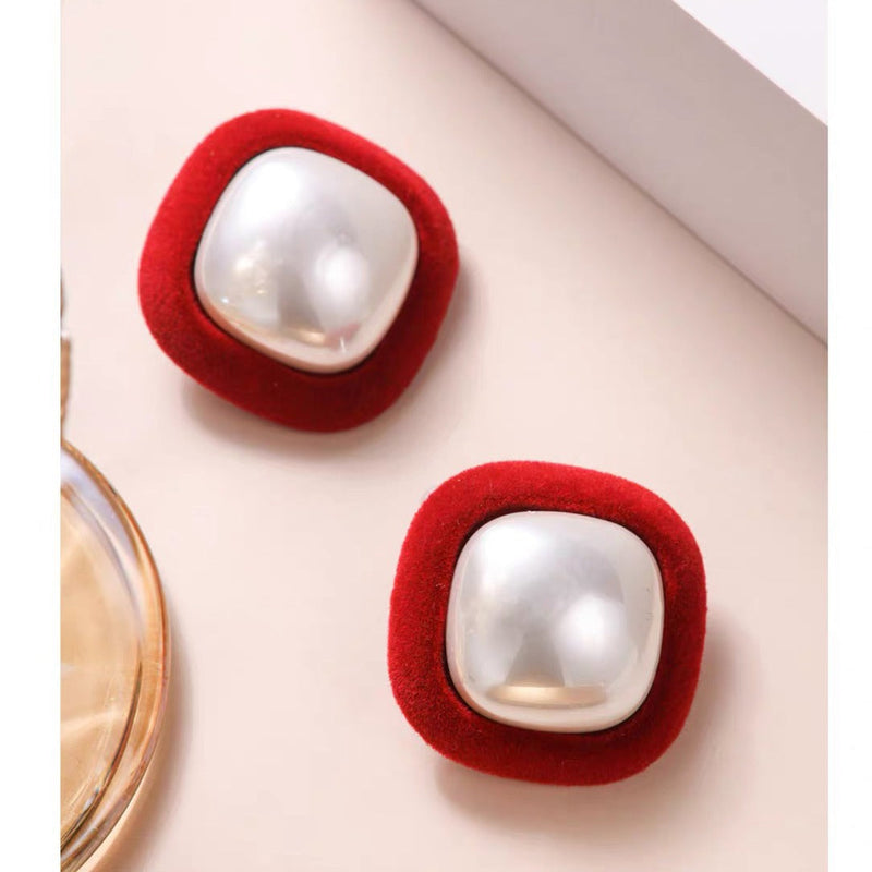 Vintage Handmade Pearl Earring