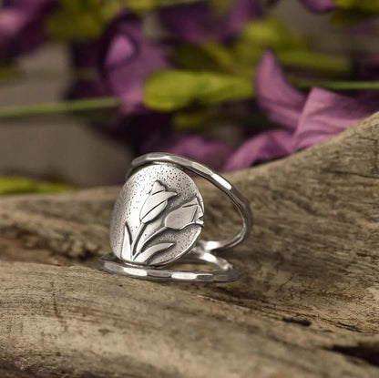 Romantic Silver Ring for Special Moments
