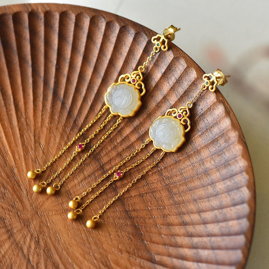 Elegant Silver Pendant for Every Occasion