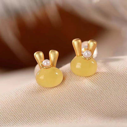Beautiful Gold Earring with Unique Style