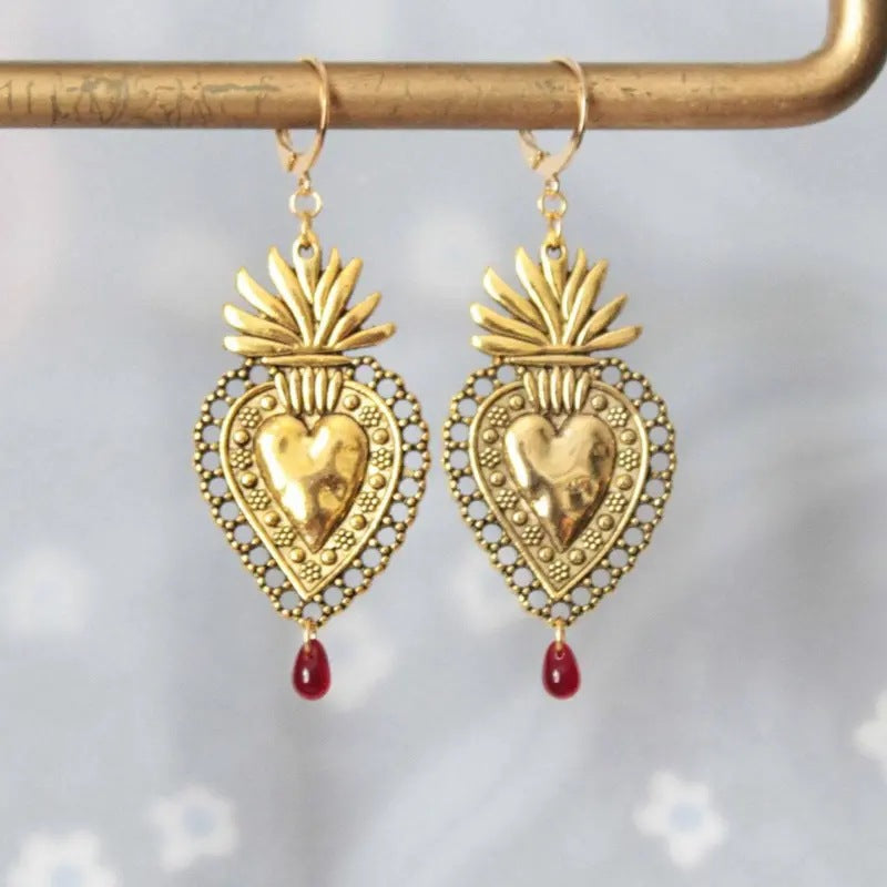 Charming Earring for Any Occasion