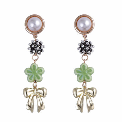 Charming Pearl Earring for Any Occasion