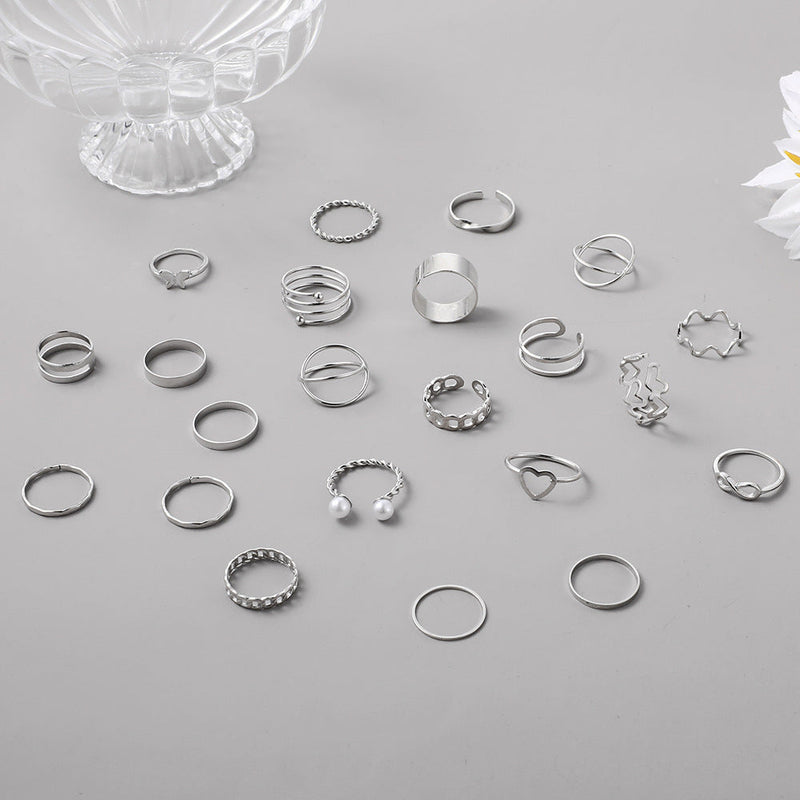 Beautiful Pearl Set with Unique Style