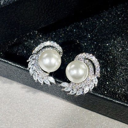 Stunning Pearl Earring for Daily Wear