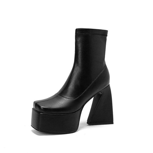 Graceful Orthopedic Boots for Modern Look