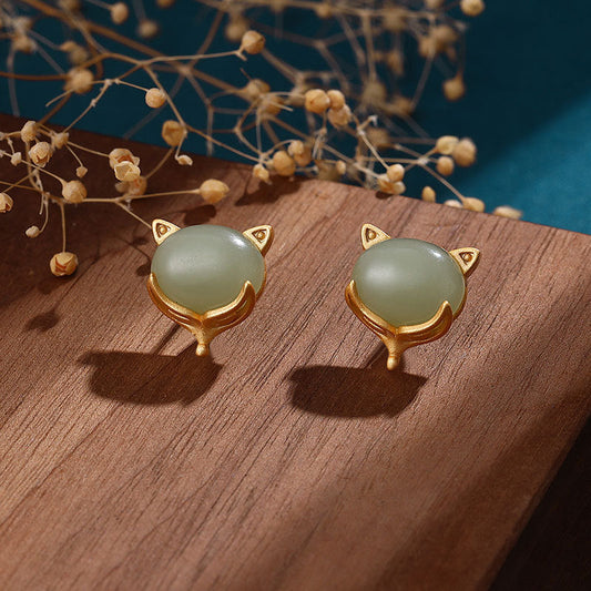 Classic Earring with Timeless Appeal