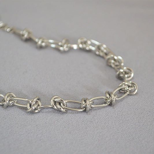 Romantic Gold Necklace for Special Moments