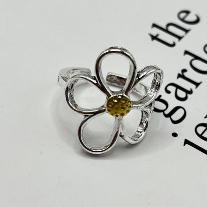 Beautiful Ring with Unique Style