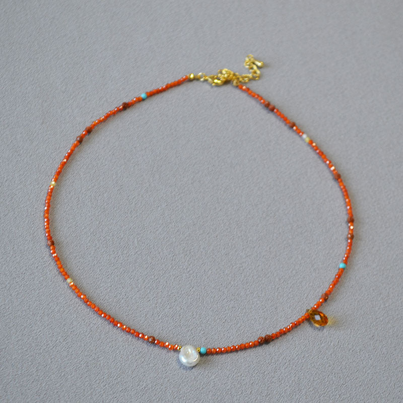 Beautiful Pearl Necklace with Unique Style