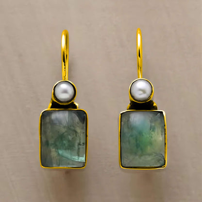 Romantic Pearl Earring for Special Moments