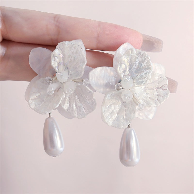 Elegant Pearl Earring for Every Occasion