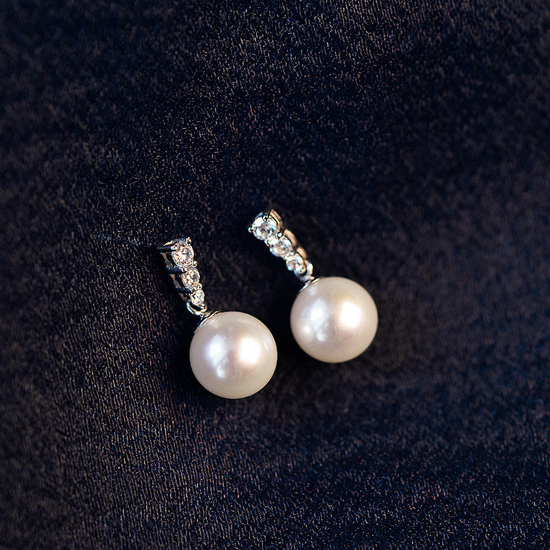 Delicate Artisan Pearl Earring