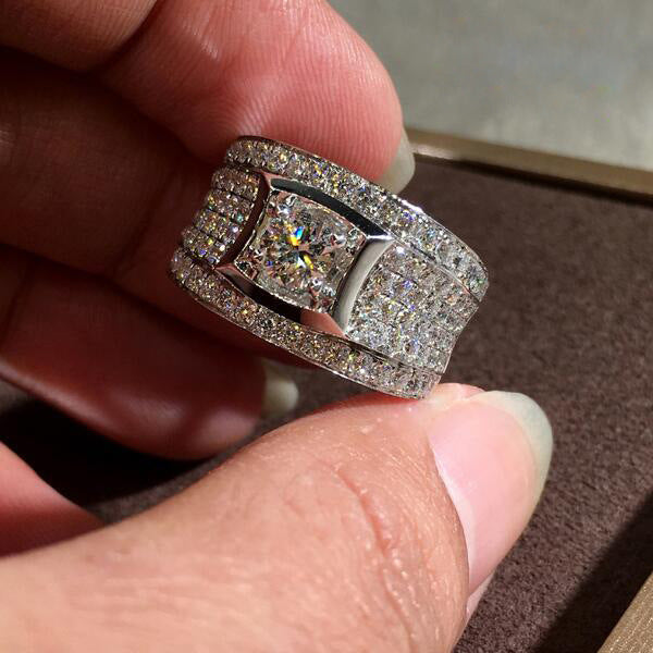 Elegant Ring for Every Occasion