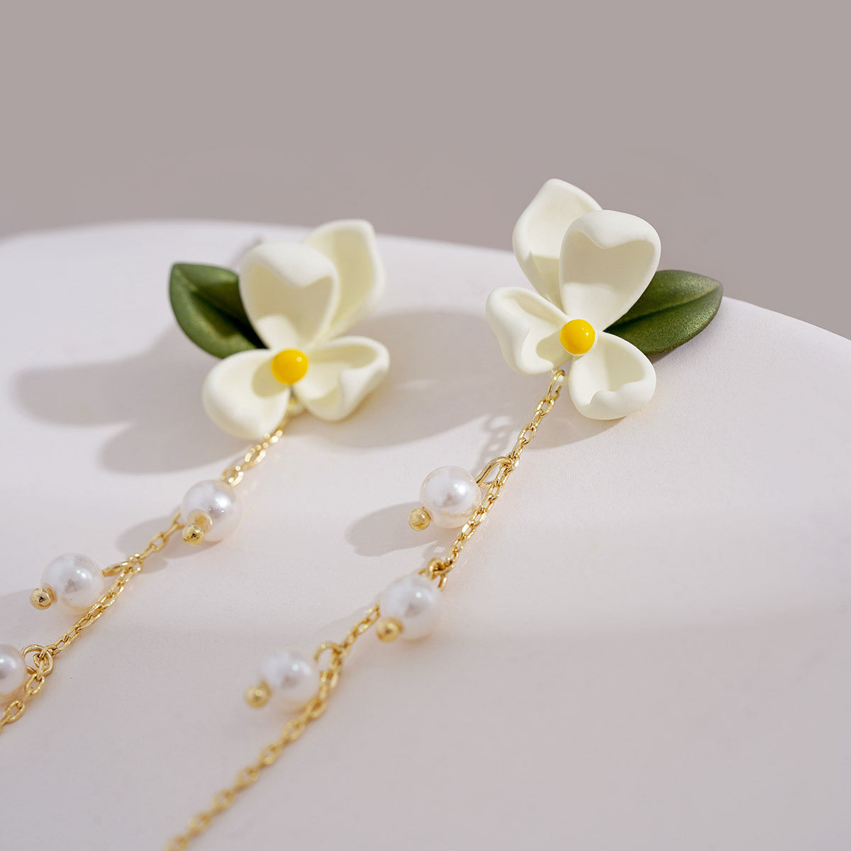 Stunning Pearl Earring for Daily Wear