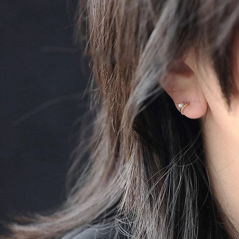 Romantic Pearl Earring for Special Moments