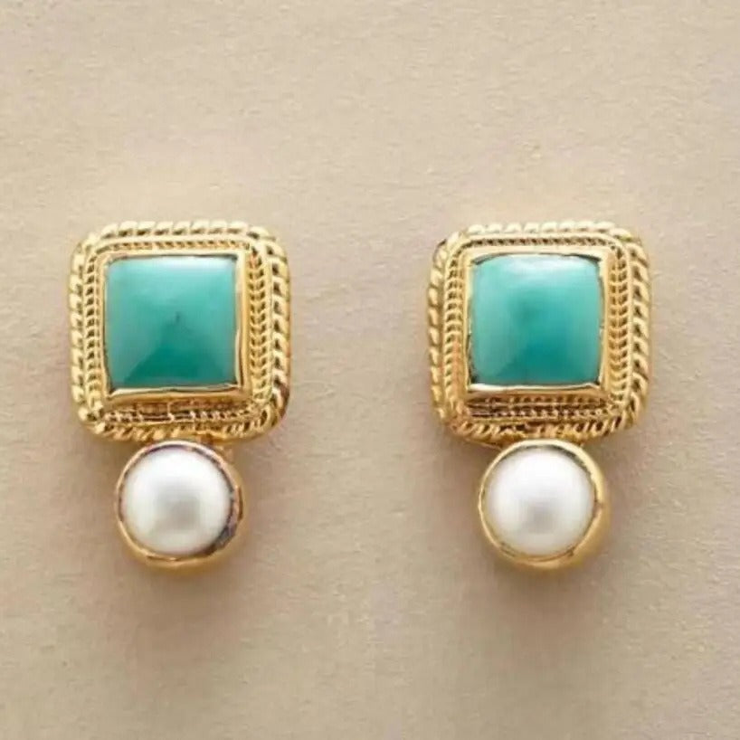 Stunning Earring for Daily Wear