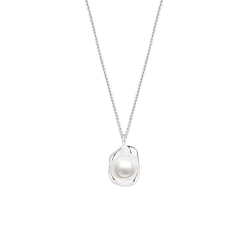 Stunning Pearl Necklace for Daily Wear